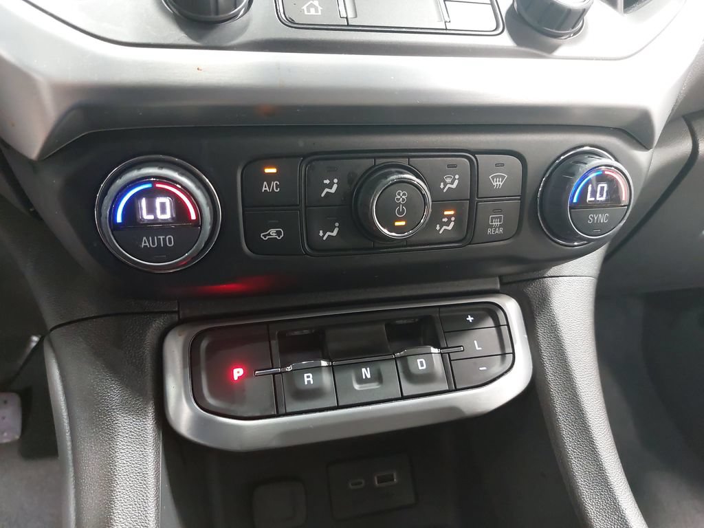Used 2023 GMC Acadia SLE w/ Driver Convenience Package AWD/4WD image 23