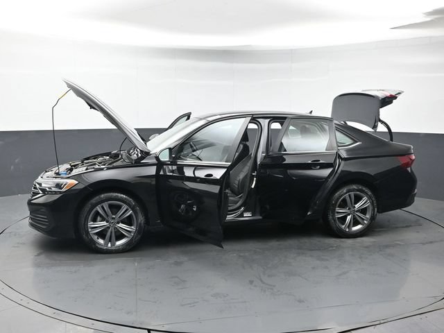 Used 2023 Volkswagen Jetta SE FWD image 44