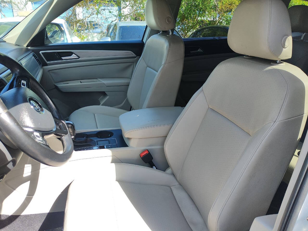 Used 2018 Volkswagen Atlas SE FWD image 22