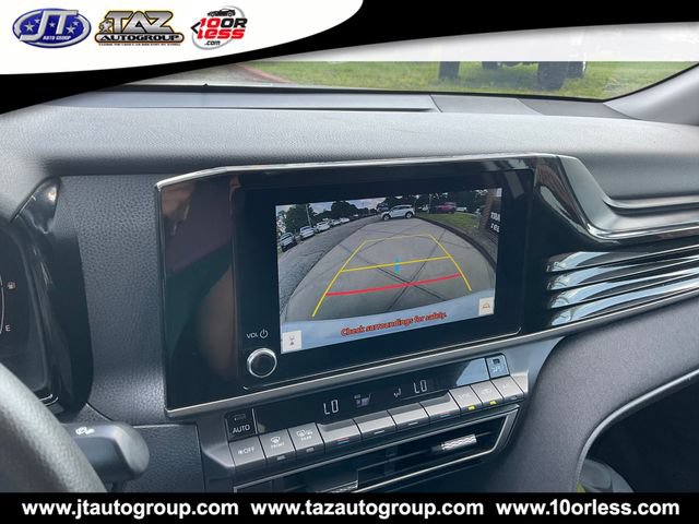 Used 2025 Toyota Camry LE FWD image 19