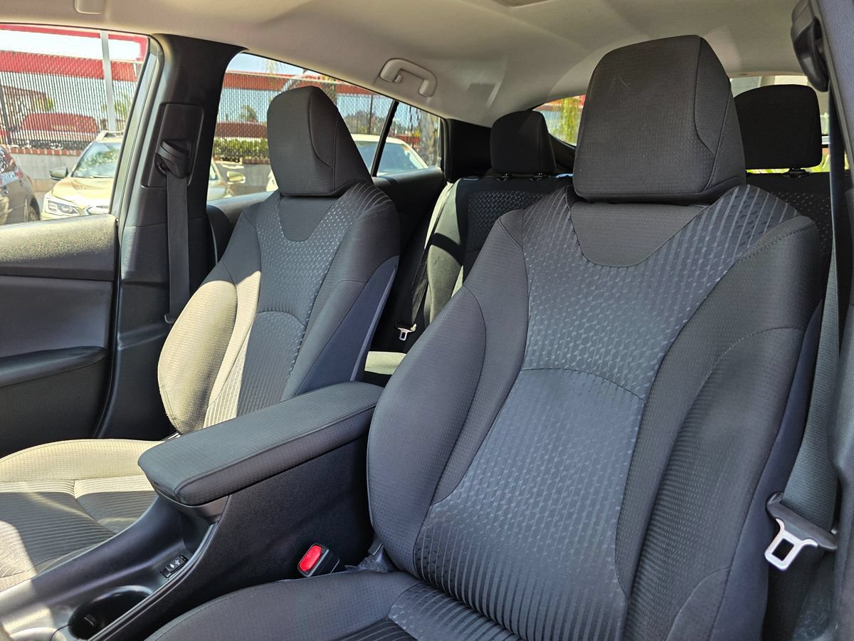 Used 2017 Toyota Prius One FWD image 20