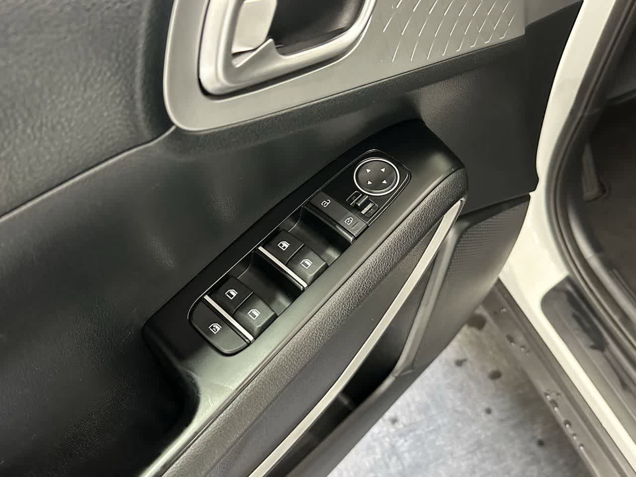 Used 2024 Kia Soul LX w/ Option Group 015 image 14