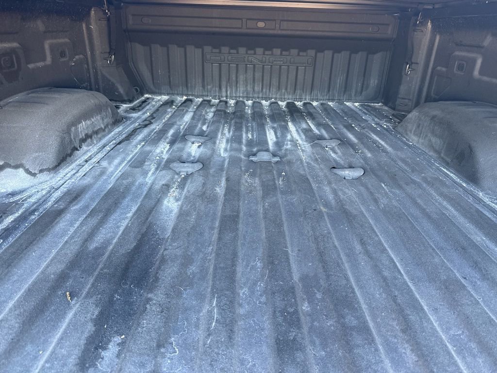 Used 2024 GMC Sierra 2500 Denali w/ Denali Reserve Package image 10