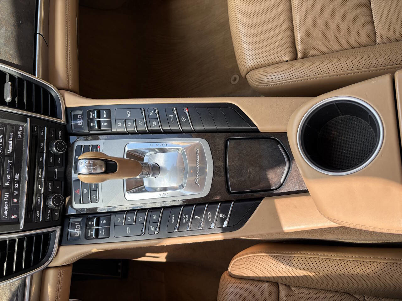 Used 2013 Porsche Panamera w/ Sport Chrono Pkg image 24