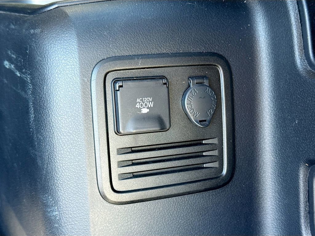 Used 2024 Toyota 4Runner TRD Off-Road image 32