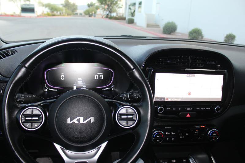 Used 2023 Kia Soul EX FWD image 27