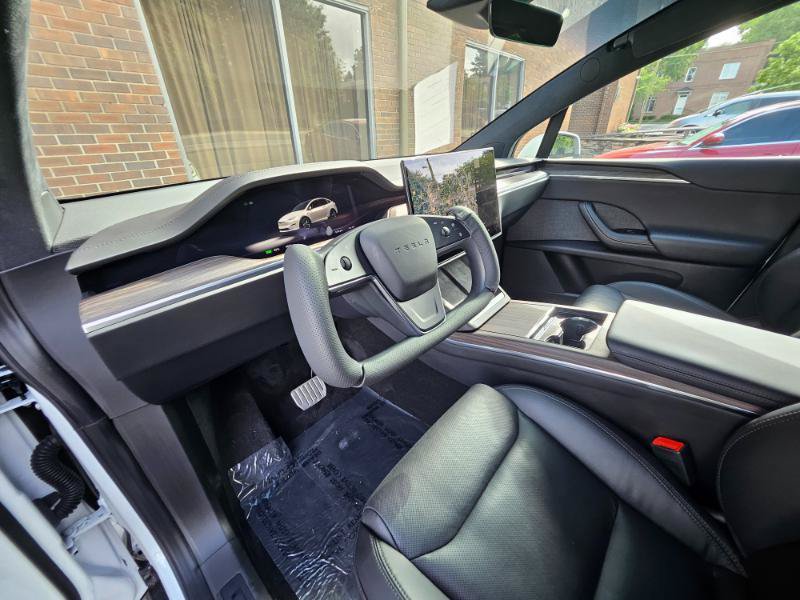 Used 2023 Tesla Model X AWD/4WD image 38