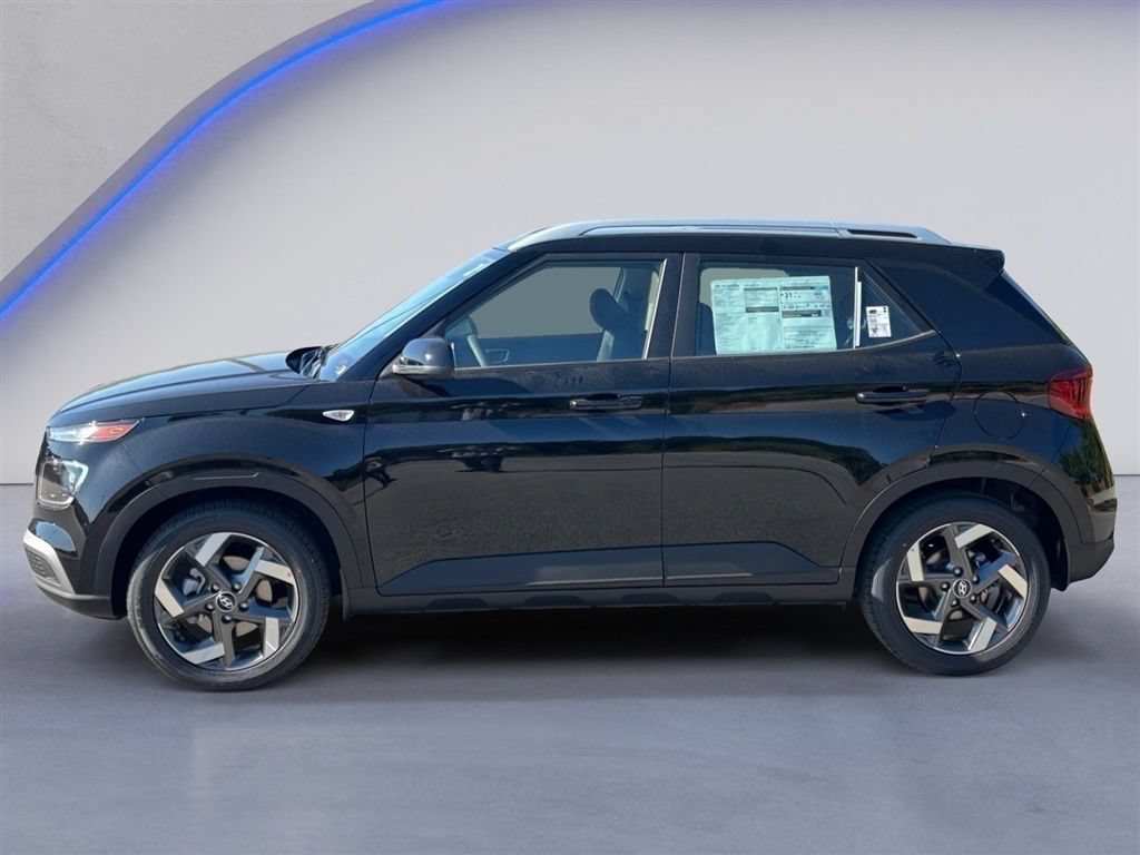New 2026 Hyundai Venue SEL FWD image 7
