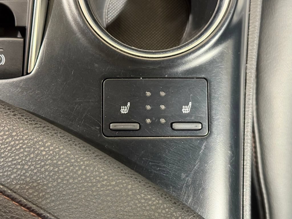Used 2018 Toyota Camry XLE w/ Audio Package FWD image 29