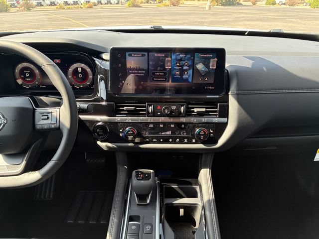 New 2026 Nissan Pathfinder Platinum AWD/4WD image 16