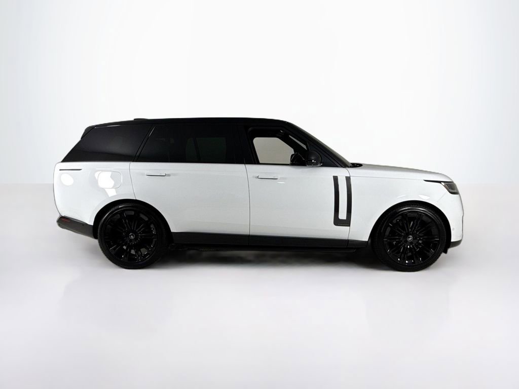 Used 2024 Land Rover Range Rover Long Wheelbase Autobiography image 6