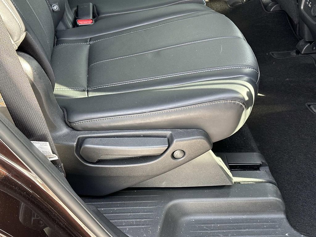 Certified 2022 INFINITI QX60 Luxe w/ Cargo Package image 35