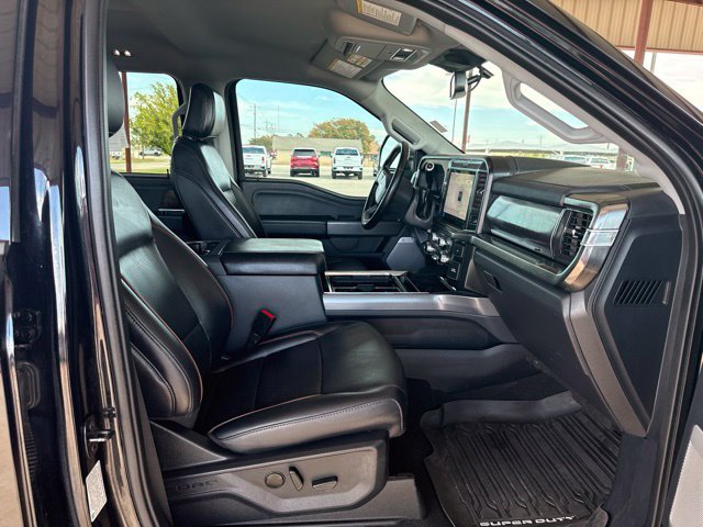 Used 2025 Ford F350 Lariat AWD/4WD image 12