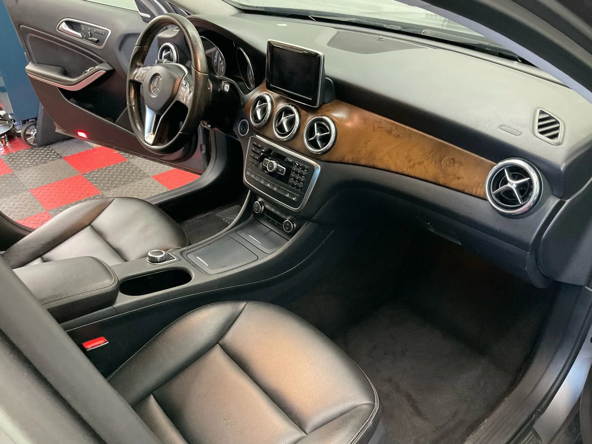 Used 2015 Mercedes-Benz GLA 250 4MATIC image 7