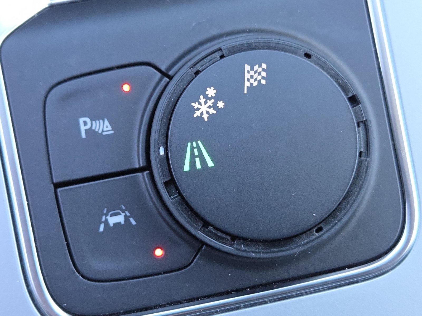 Used 2024 Chevrolet Blazer LT w/ Convenience Package image 6