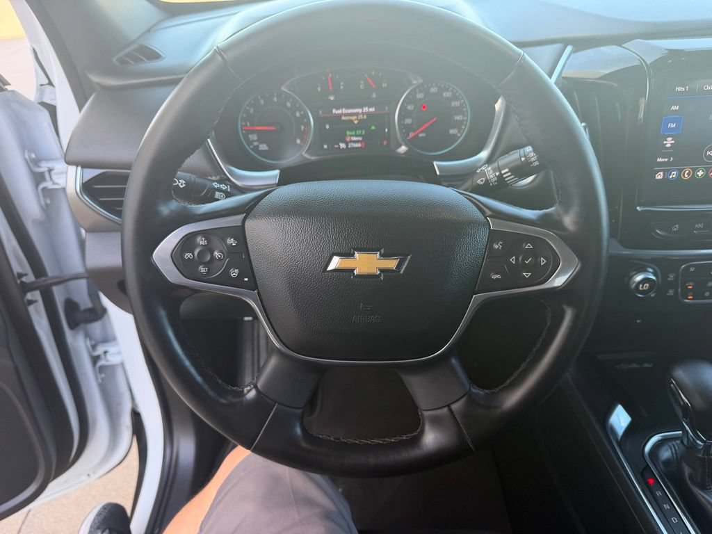 Used 2023 Chevrolet Traverse LT FWD image 15