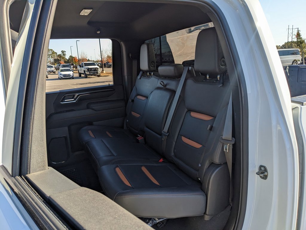 Used 2024 GMC Sierra 2500 AT4 image 42