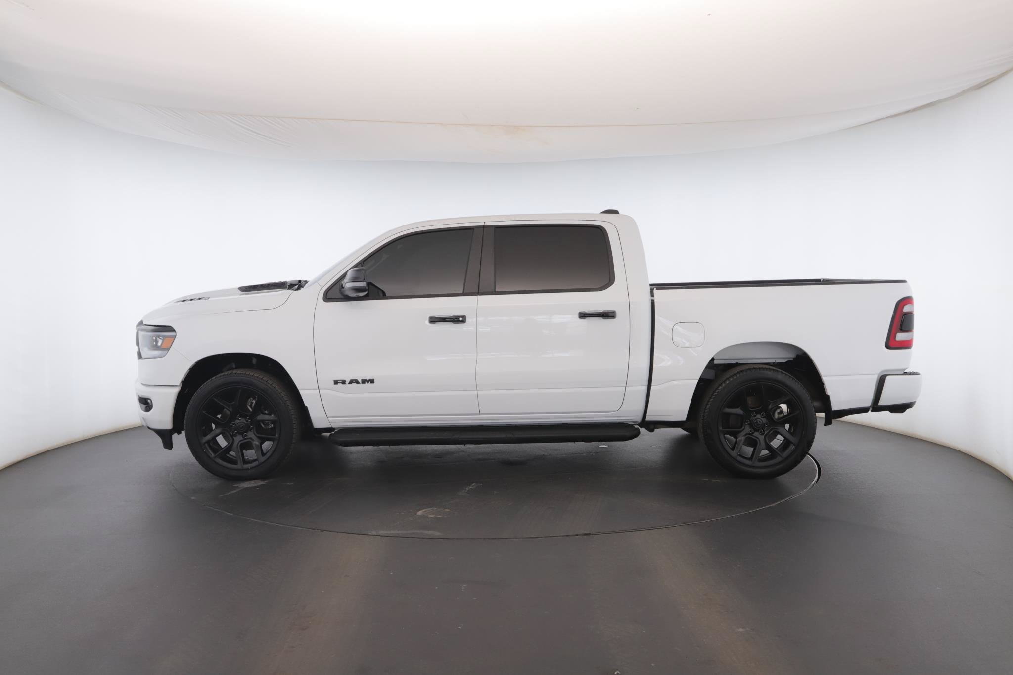 Used 2023 RAM 1500 Laramie AWD/4WD image 22