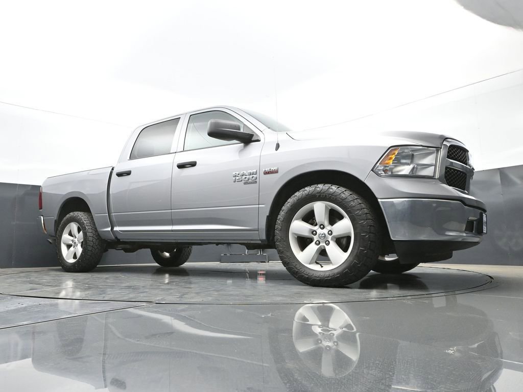 Used 2023 RAM 1500 Classic SLT image 40