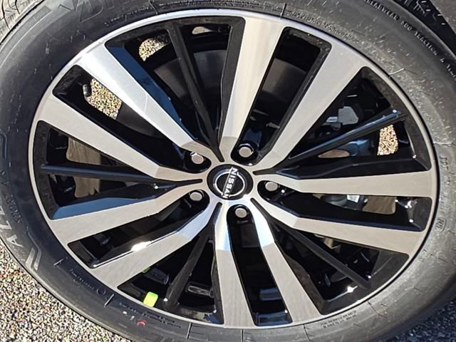 New 2025 Nissan Pathfinder Platinum w/ Cargo Package image 19