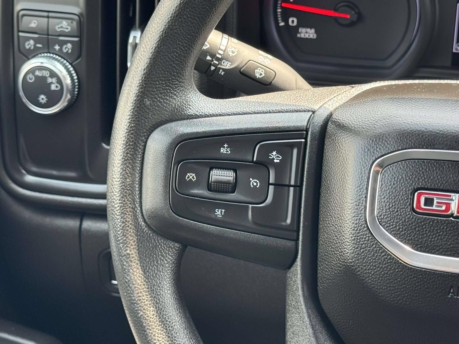 Used 2024 GMC Sierra 3500 Pro RWD image 16