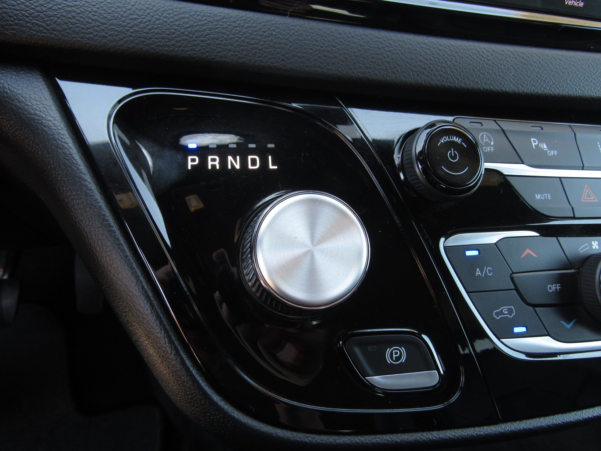 Used 2025 Chrysler Pacifica Select FWD image 22