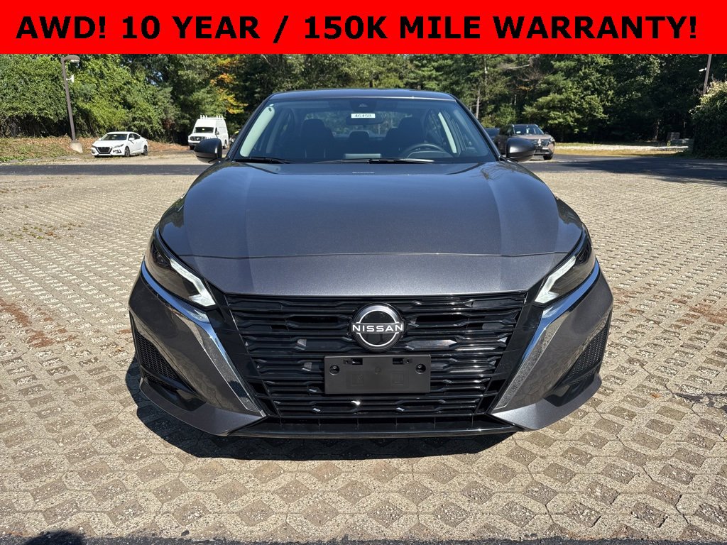New 2025 Nissan Altima 2.5 SV image 2