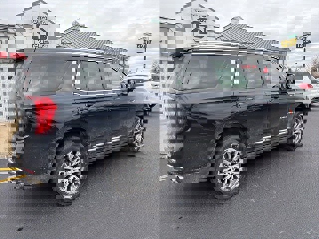 Used 2021 GMC Yukon Denali w/ Denali Premium Package image 16