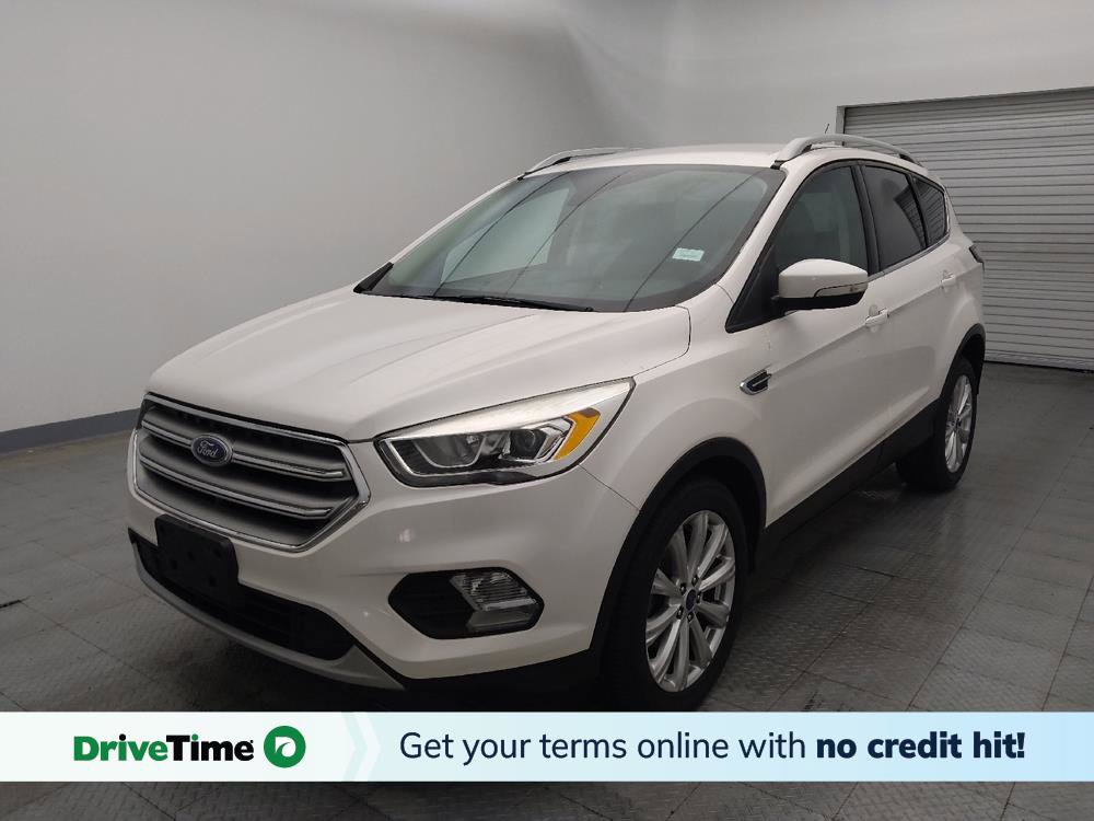 Used 2017 Ford Escape Titanium image 1
