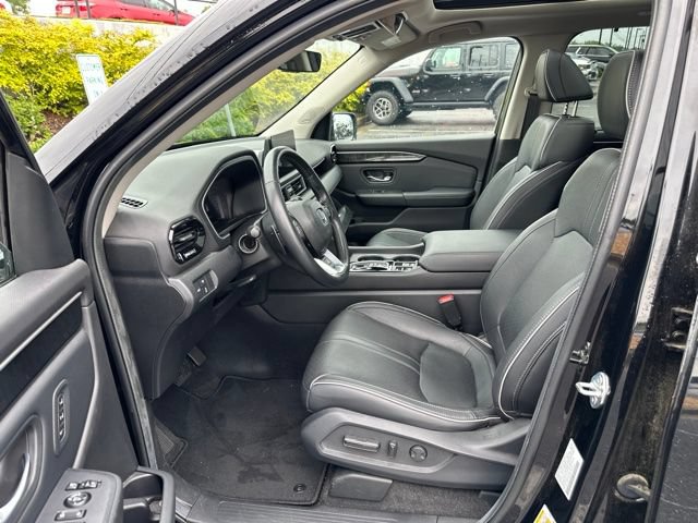 Used 2024 Honda Pilot Elite image 3