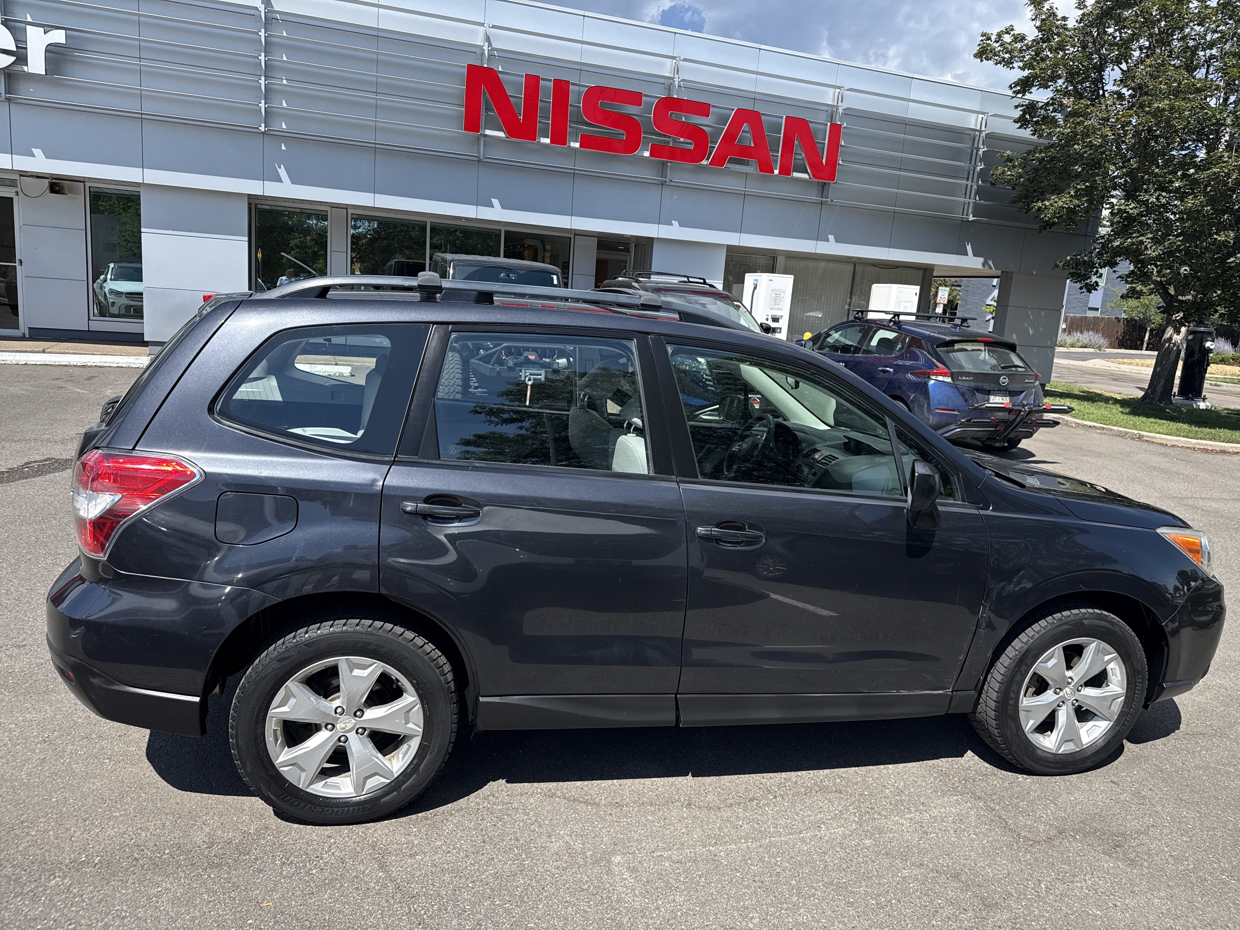 Used 2015 Subaru Forester 2.5i w/ Alloy Wheel Package AWD/4WD image 8