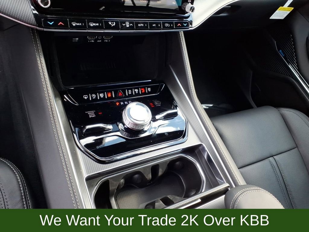 New 2026 Jeep Grand Wagoneer Summit image 15