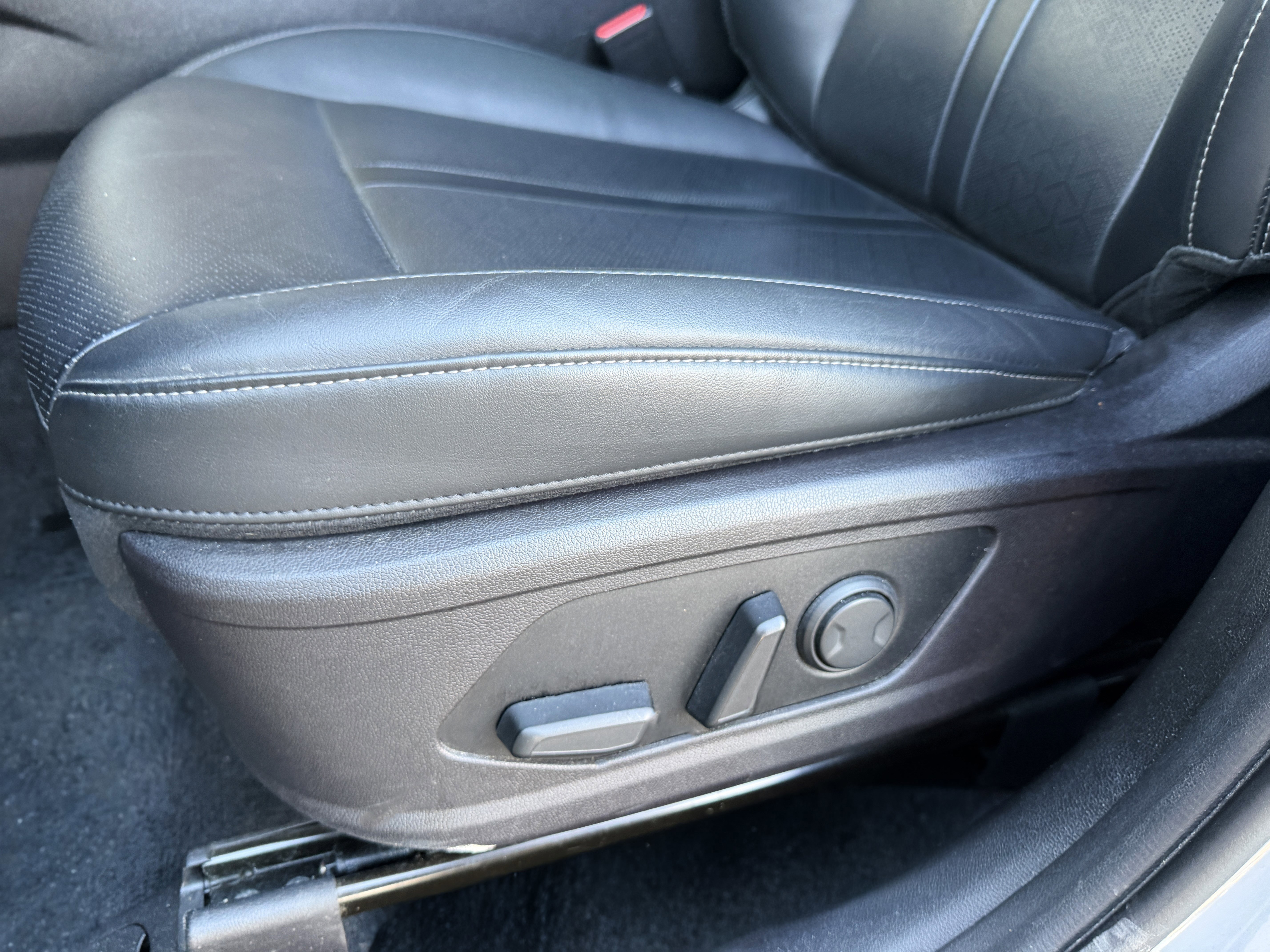 Used 2022 Kia Sorento SX image 6