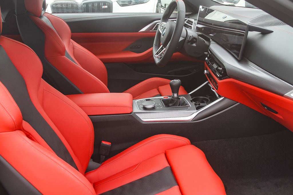 New 2026 BMW M4 Coupe w/ M Carbon Exterior Package RWD image 9