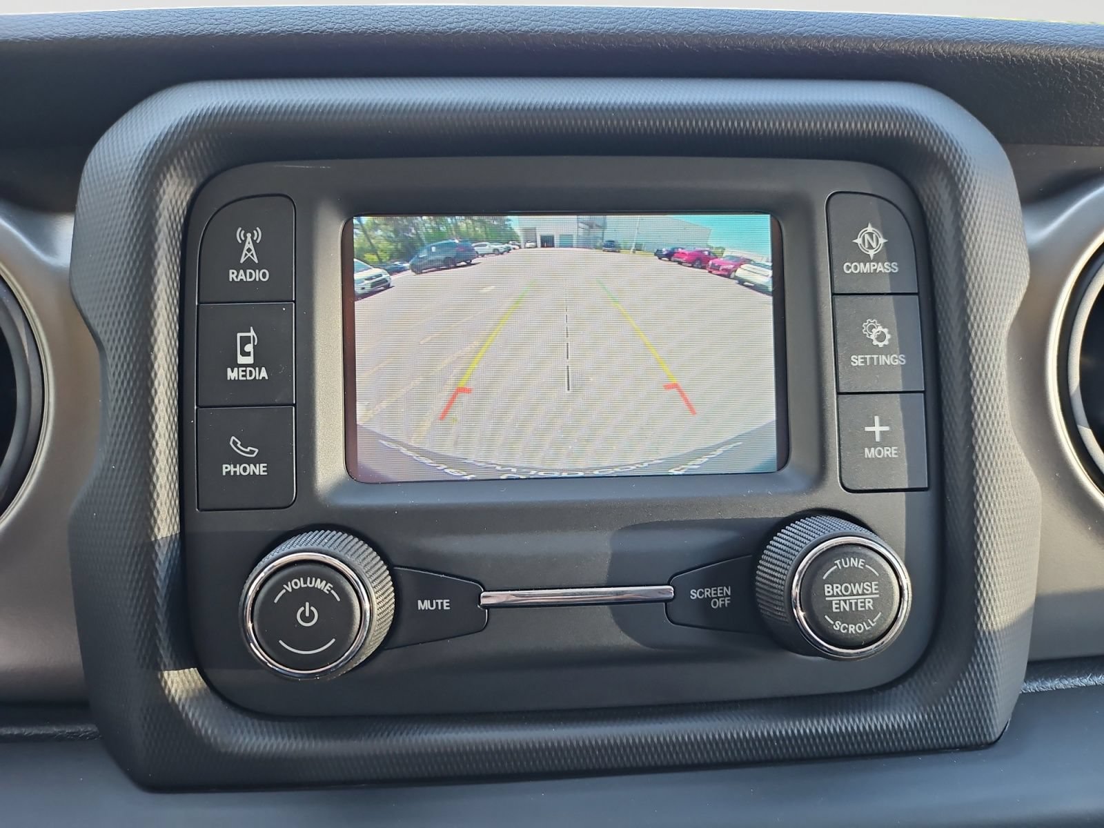 Used 2018 Jeep Wrangler Unlimited Sport S AWD/4WD image 26