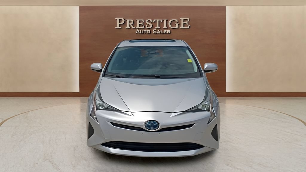 Used 2017 Toyota Prius Three w/ Advanced Technology Package FWD image 29