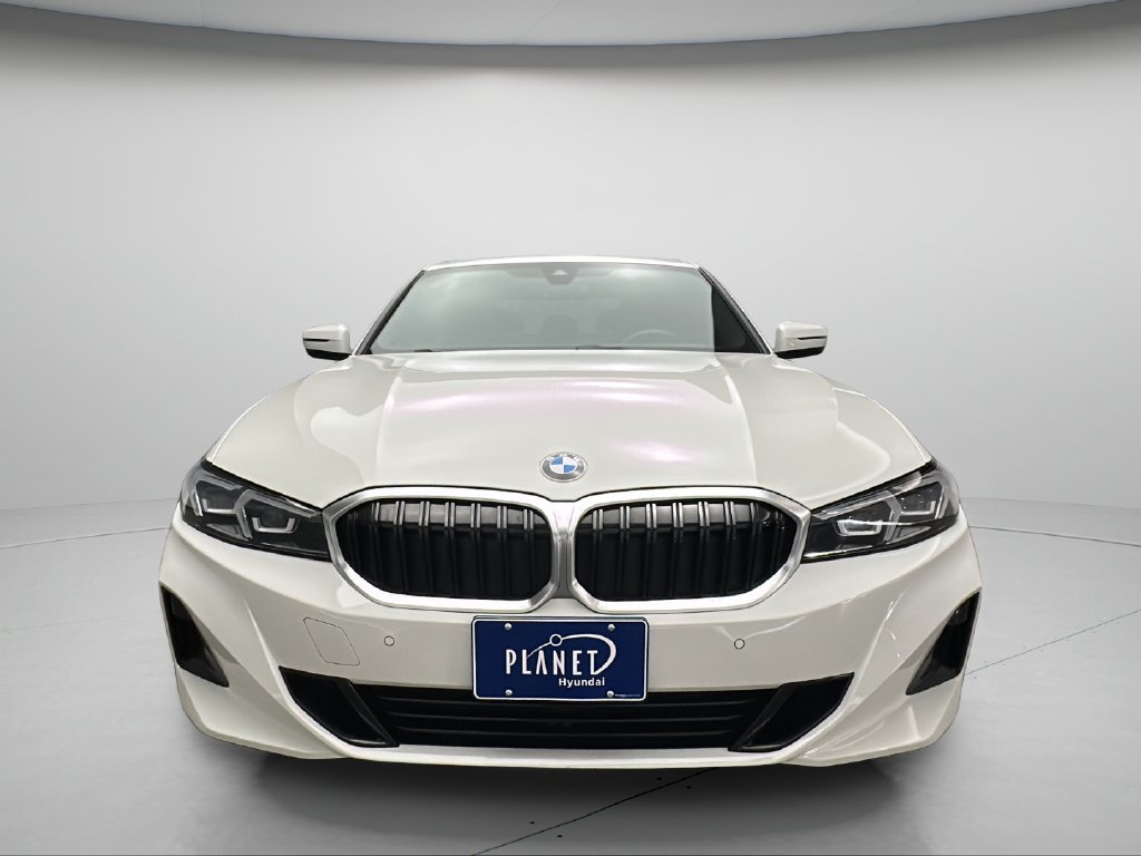Used 2024 BMW 330i xDrive Sedan w/ Convenience Package AWD/4WD image 8