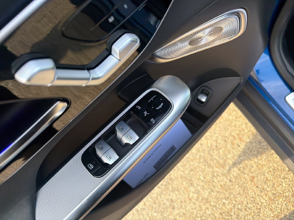 New 2027 Mercedes-Benz GLC 300 4MATIC image 19