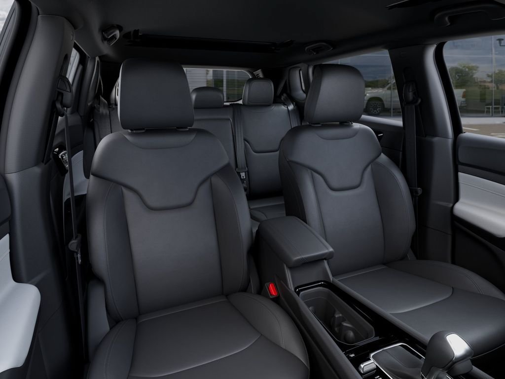 New 2026 Jeep Compass Limited w/ Sun, Sound & Navigation Group AWD/4WD image 16