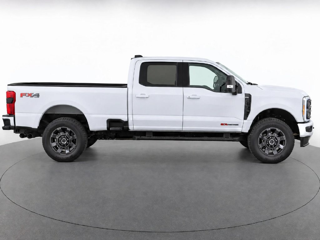 Used 2024 Ford F350 Lariat w/ Lariat Ultimate Package AWD/4WD image 2