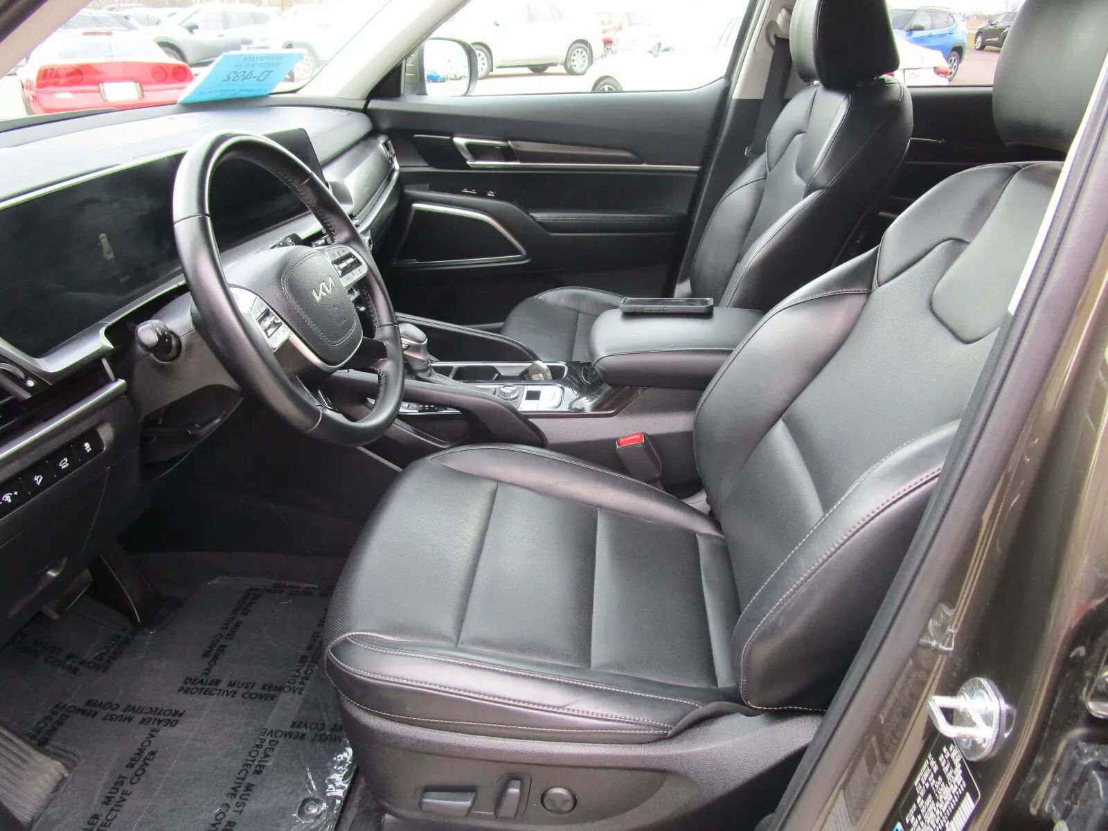 Used 2025 Kia Telluride S AWD/4WD image 12