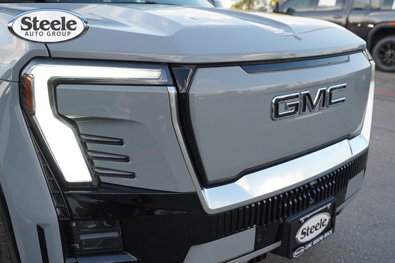 Certified 2025 GMC Sierra EV Denali AWD/4WD image 27