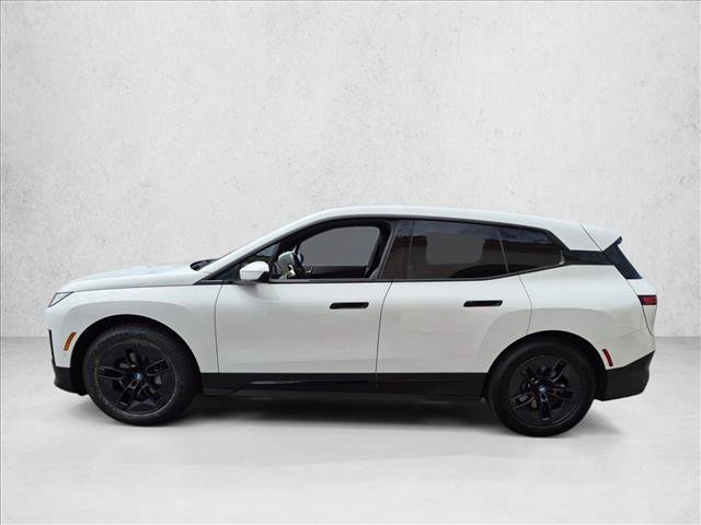 Used 2024 BMW iX xDrive50 w/ Convenience Package AWD/4WD image 9