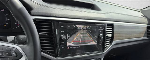 Used 2022 Volkswagen Atlas SEL AWD/4WD image 14
