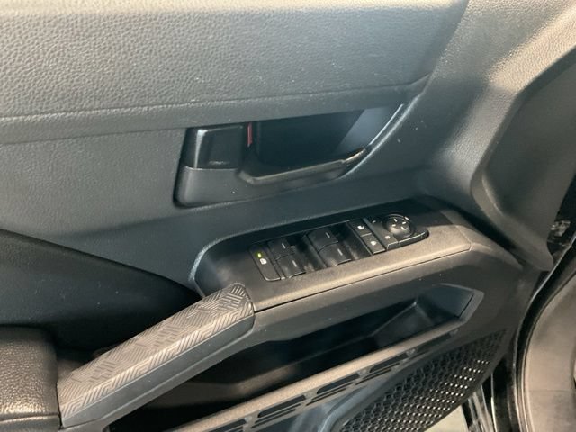 Used 2024 Toyota Tacoma SR5 AWD/4WD image 25