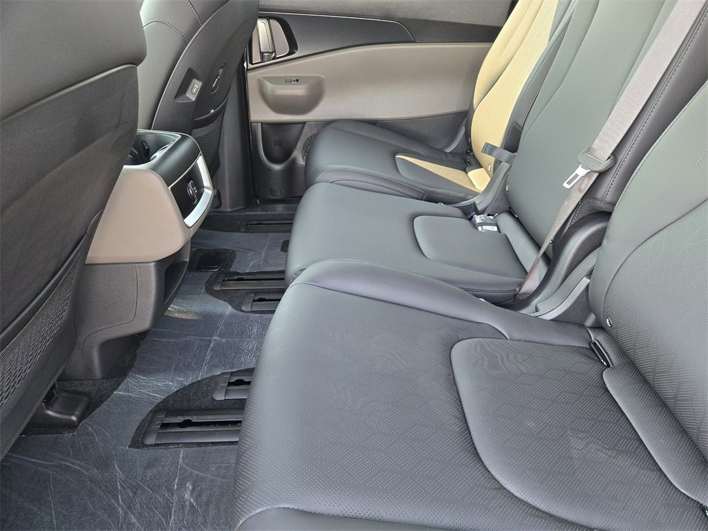 New 2026 Kia Carnival LXS image 21