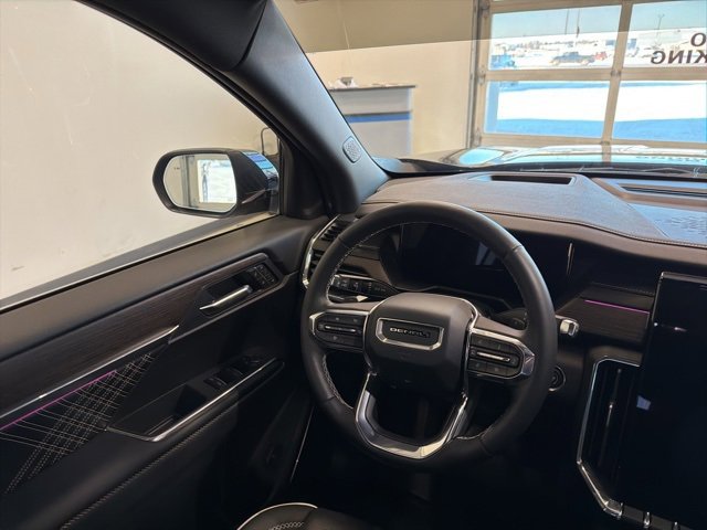 Used 2025 GMC Acadia Denali w/ LPO, Cargo Package image 31