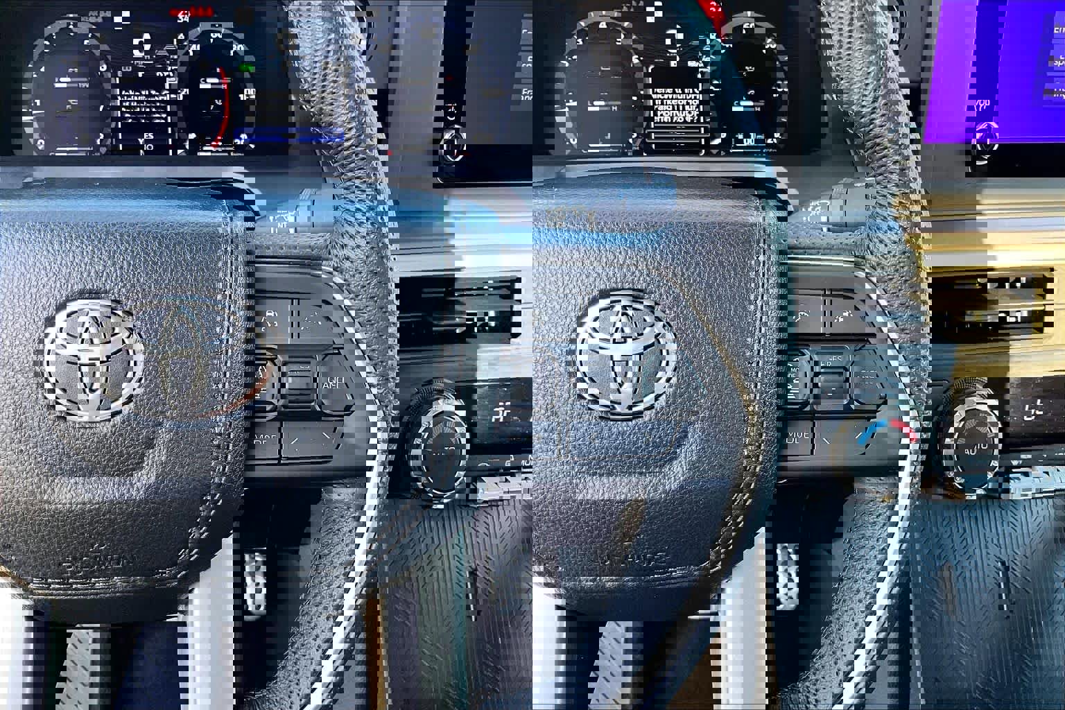 Used 2025 Toyota Tacoma TRD Sport image 23