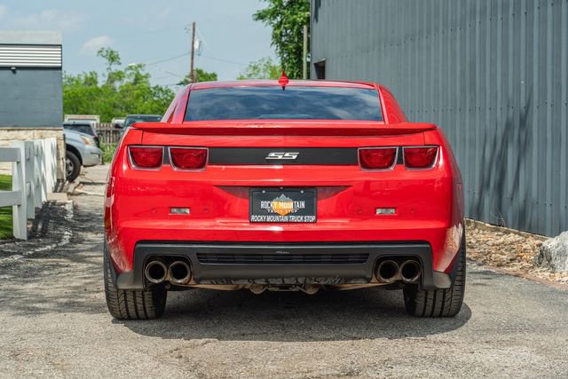 Used 2013 Chevrolet Camaro SS w/ RS Package RWD image 5