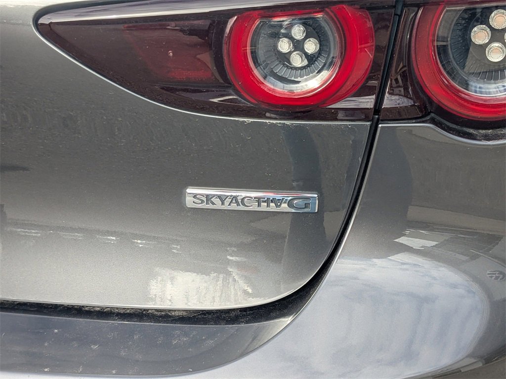 Used 2020 MAZDA MAZDA3 Hatchback image 14